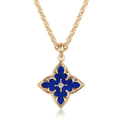White Clover Pendant Necklace | Gold